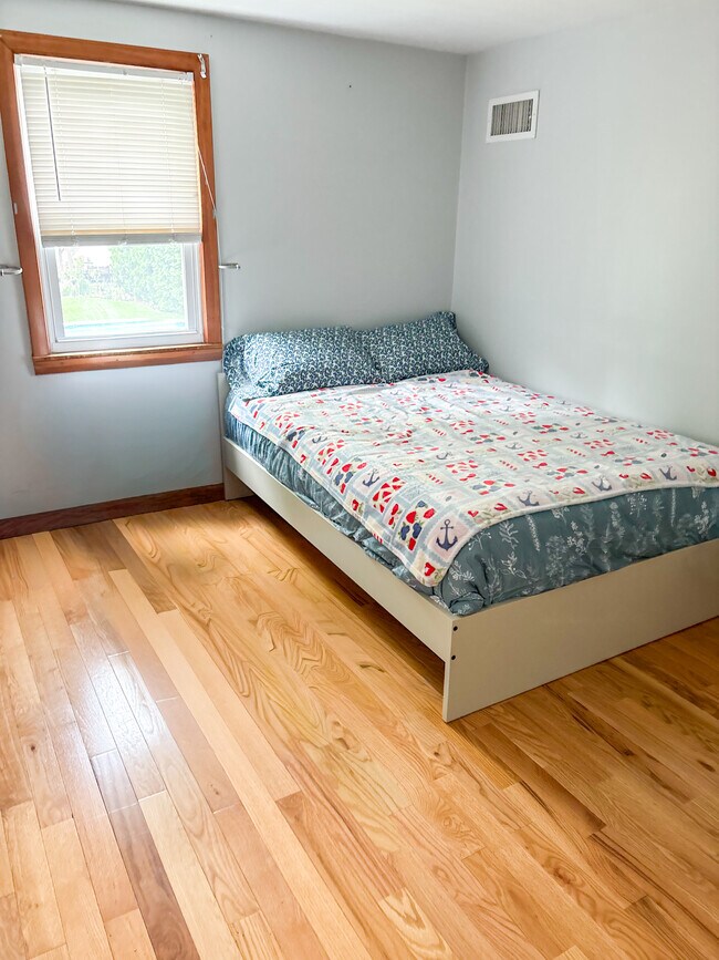 Foto del edificio - 11 Livingstone Ave