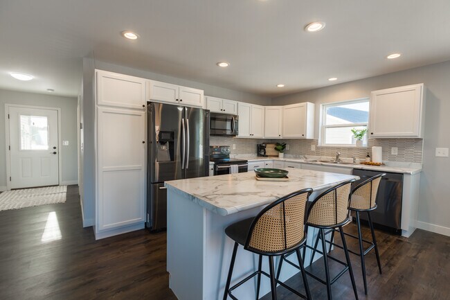 Foto del edificio - 3062 Barrington Pl