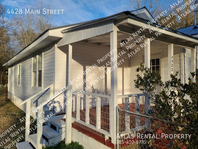 Building Photo - 4428 Main Street Adamsville, AL 35005