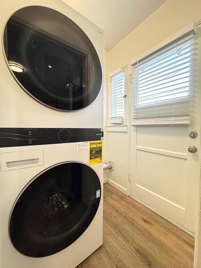 Foto del edificio - 2800 St George St