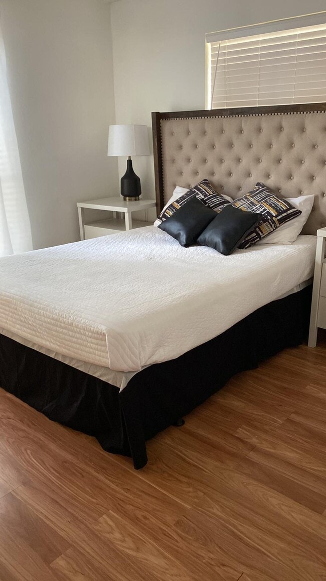 Guest room 1 - 6306 Rustling Way