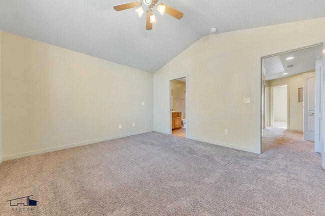 Foto del edificio - 2042 Evans Cove Loop