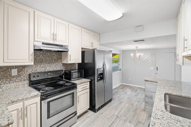 Foto del edificio - 5555 13th St N