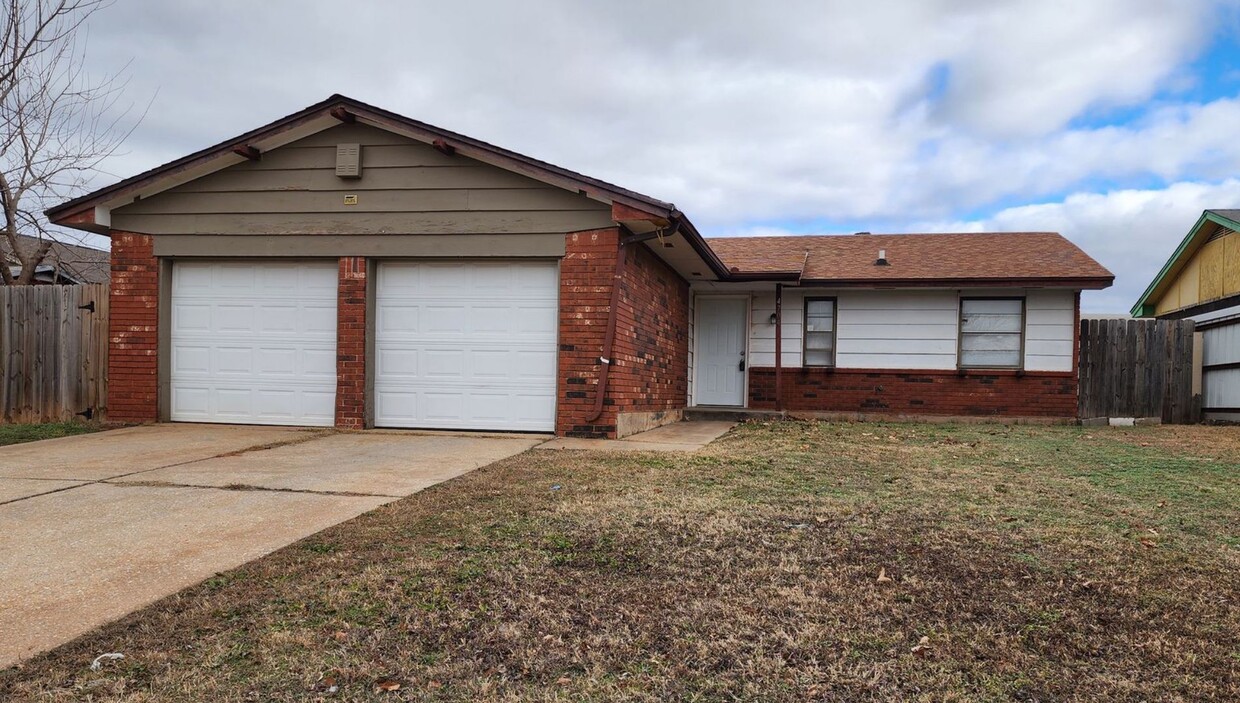 Primary Photo - 3/1.5 bath South OKC