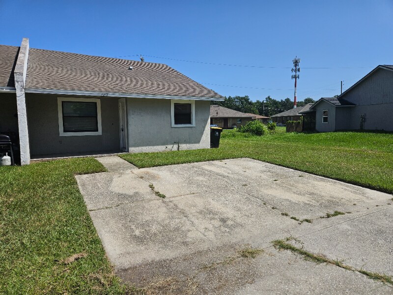 Foto principal - 1015 Harden Ct