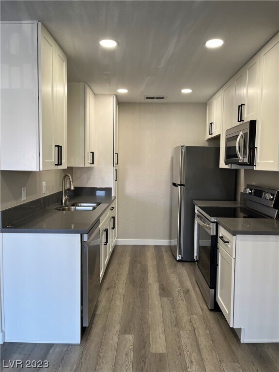 Foto del edificio - 1117 Willow Tree Dr