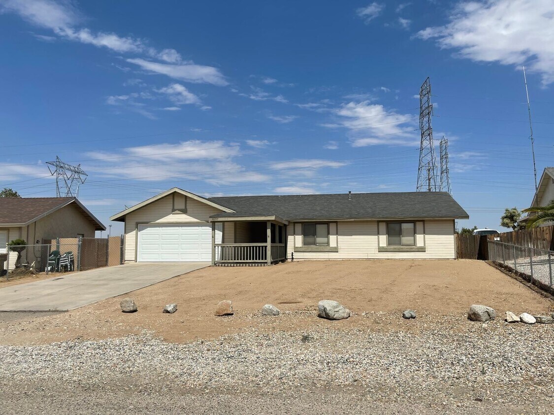 10157 Mt Shasta Dr, Hesperia, CA 92345 House Rental in Hesperia, CA