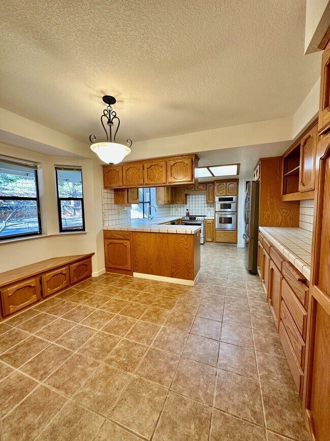 Foto del edificio - 15593 Carrie Dr