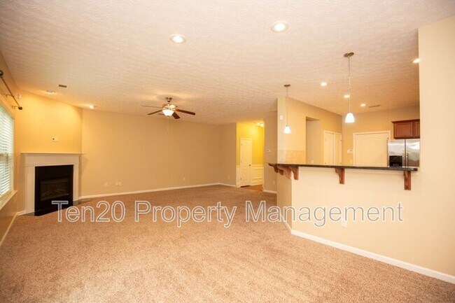 Foto del edificio - 6077 Townes Way
