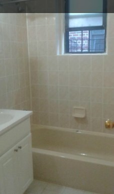 Foto principal - 67-20 Yellowstone Blvd
