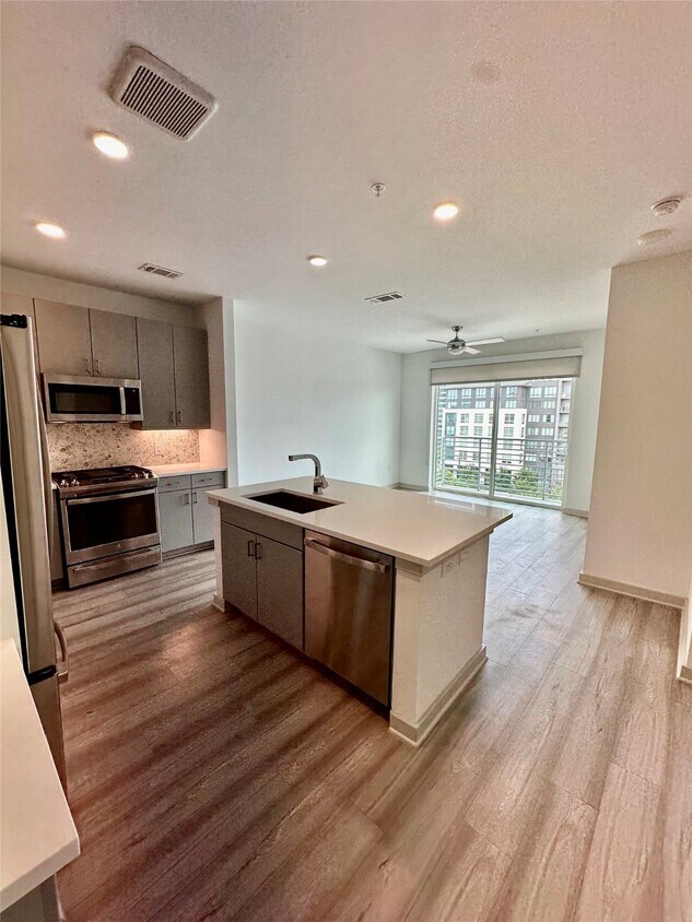 Foto principal - 3636 W Dallas St