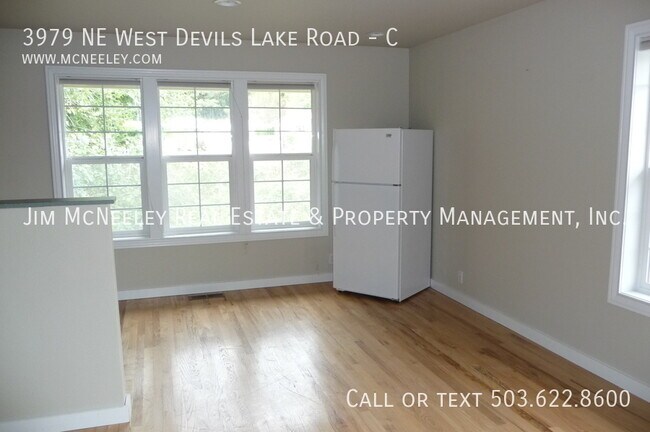 Building Photo - 3979 NE West Devils Lake Rd