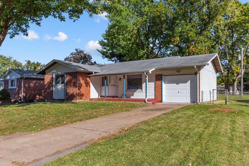 3280 Brookshire Dr, Florissant, MO 63033 House Rental in Florissant