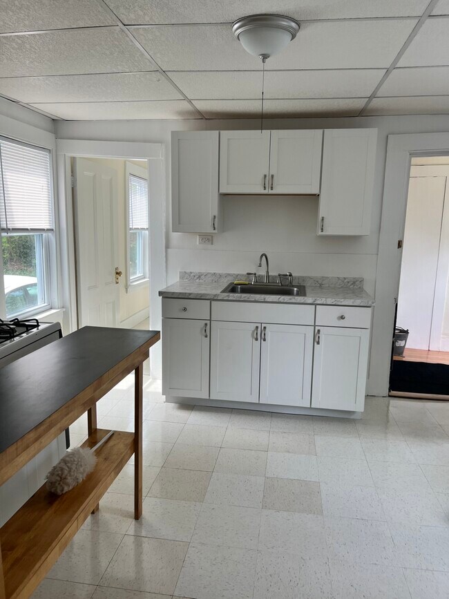 Foto del edificio - 103 Pleasant St