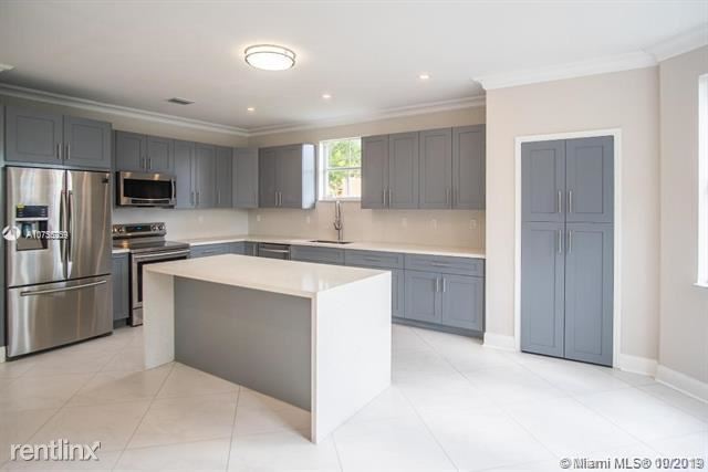 Foto del edificio - 5 br, 4 bath House - KENDALLAND