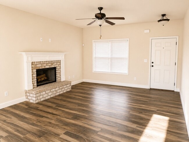 Foto del edificio - 107 Truman Ct