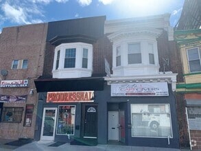 Building Photo - 331 S 52nd St
