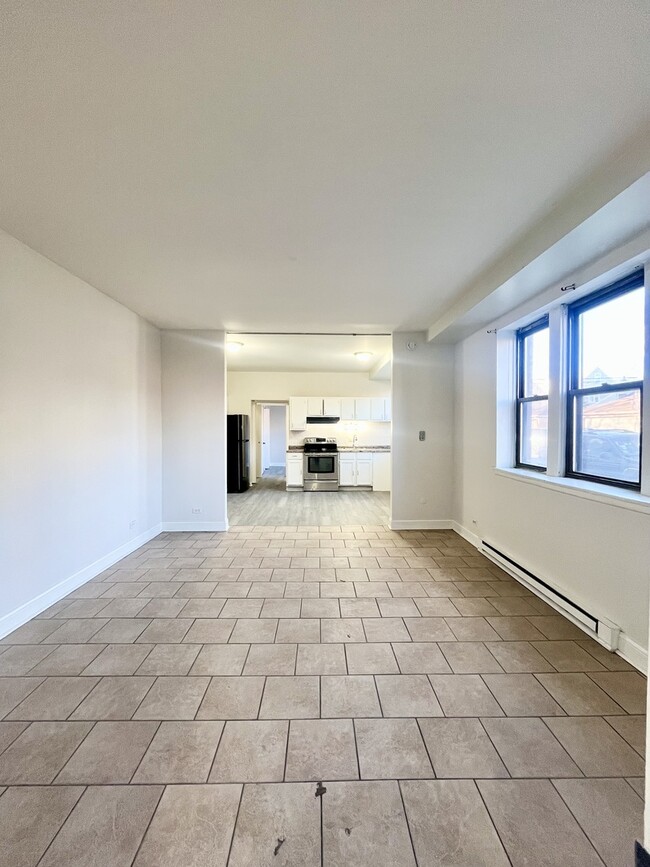 Foto del edificio - 2700 S Hamlin Ave