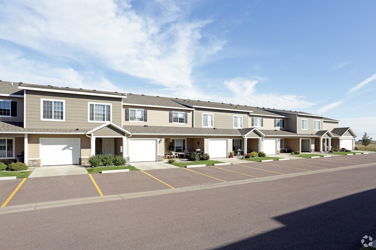 Prairies Edge Townhomes Apartments Sioux Falls, SD