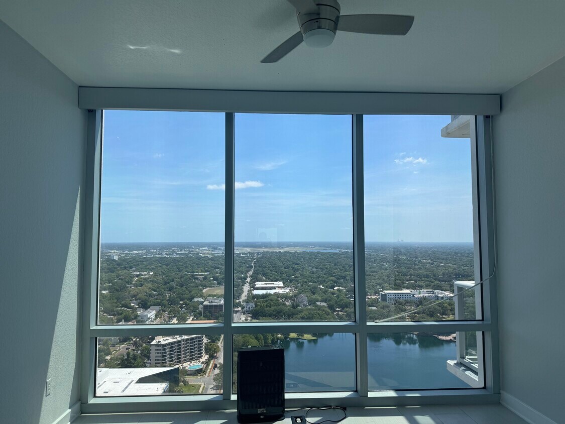 Foto principal - 150 E Robinson St