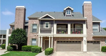 Building Photo - 4255 Hunt Dr