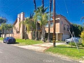 Building Photo - 5503 Tampa Ave
