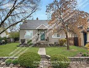 Building Photo - 1318 S Longmont Ave