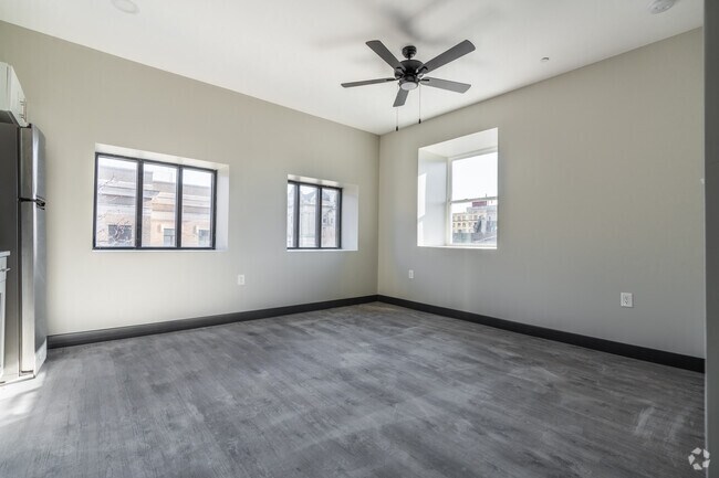 1 habitación, 1 baño, 575 pies cuadrados, sala de estar - INMKS Market Street Apartments