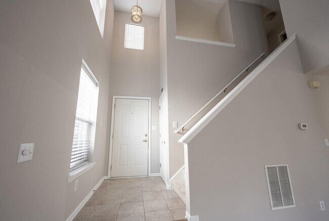 Building Photo - 9246 Eden Woods Ct