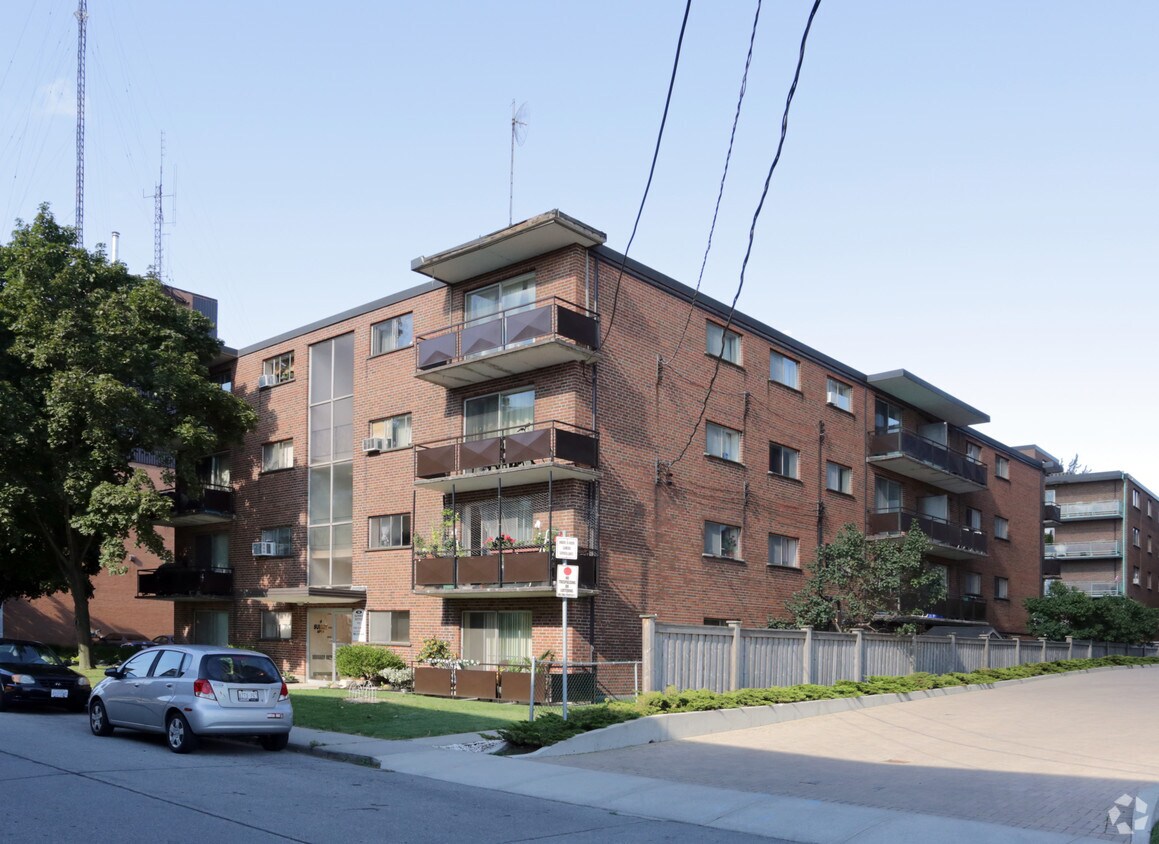 16 Summit Ave, Hamilton, ON L8V 2R8 Apartments 16 Summit Ave Hamilton