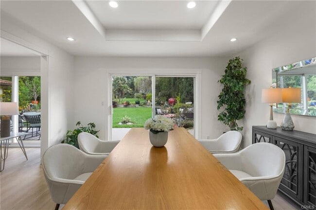 Foto del edificio - 18760 Wells Dr