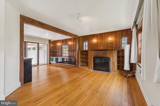 Foto del edificio - 1610 N Greenbrier St