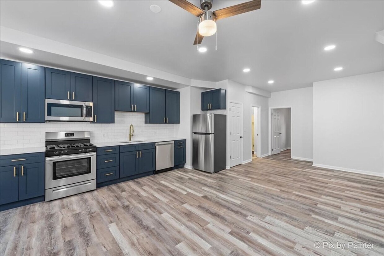 Foto principal - 7320 N Rogers Ave