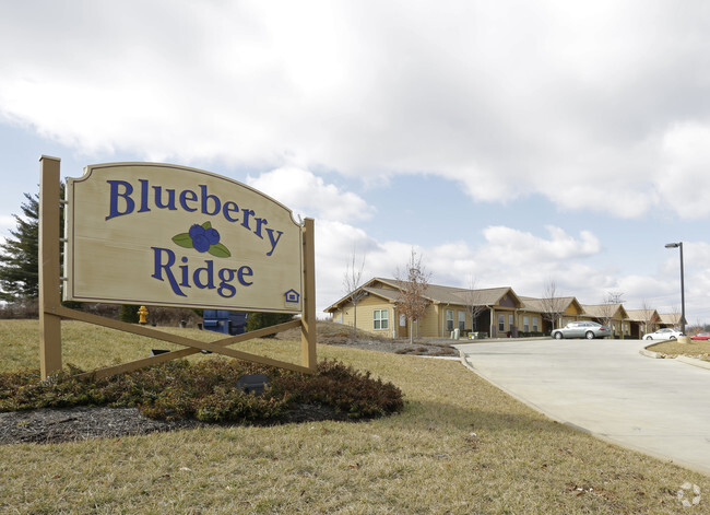 Foto del edificio - Blueberry Ridge Apartments