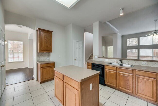 Foto del edificio - 7900 Arbor Glen Trail