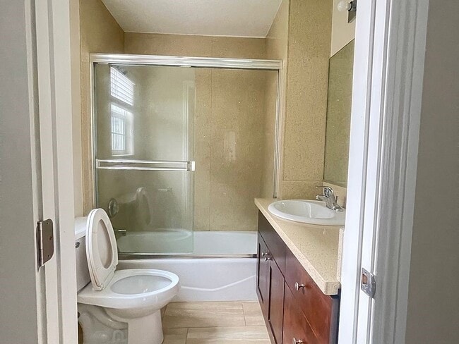 Foto del edificio - 5794 Burnham Ave