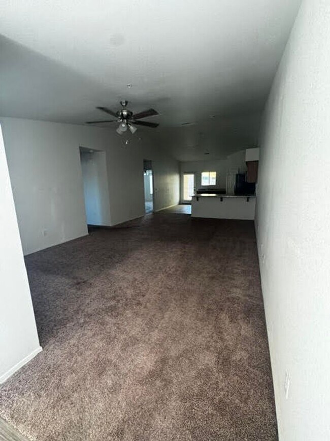 Foto del edificio - 7401 E 36th Rd