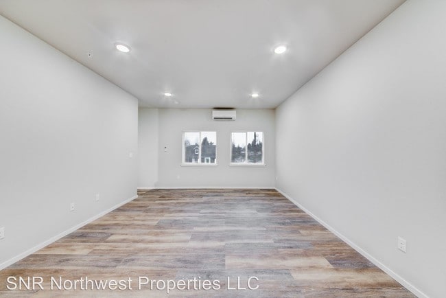 Building Photo - 6301 Pacific Ave