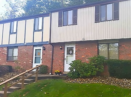 Primary Photo - 1289 Five Pines Rd