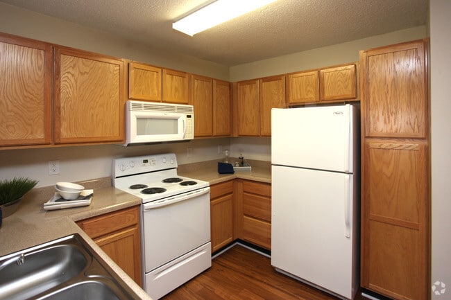 Foto del edificio - Legacy at Friendly Manor