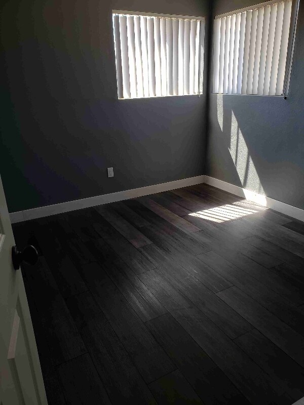 Foto del edificio - 16526 Chestnut St
