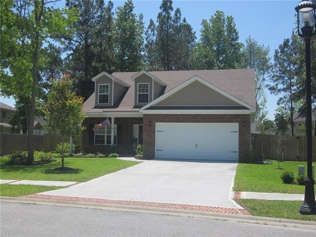 Building Photo - 219 Sawgrass Dr