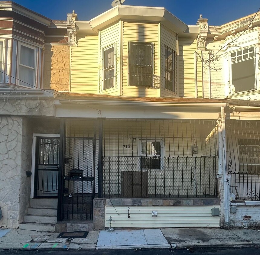 Foto principal - Beautiful 2 Bed/1.5 Bath House in North Ca...