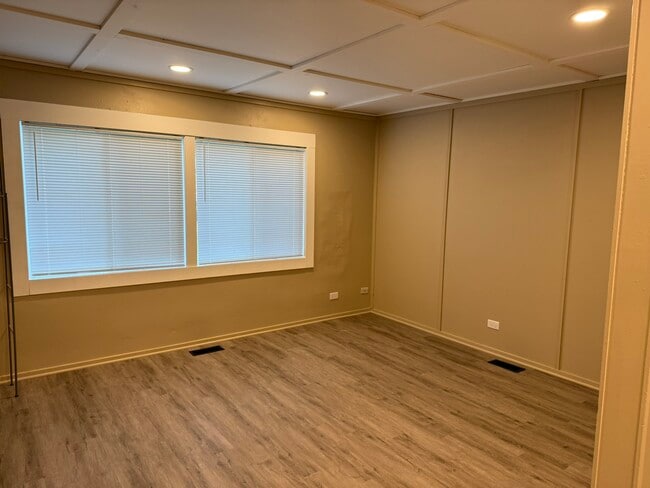 Living Area - 616 W Boone St