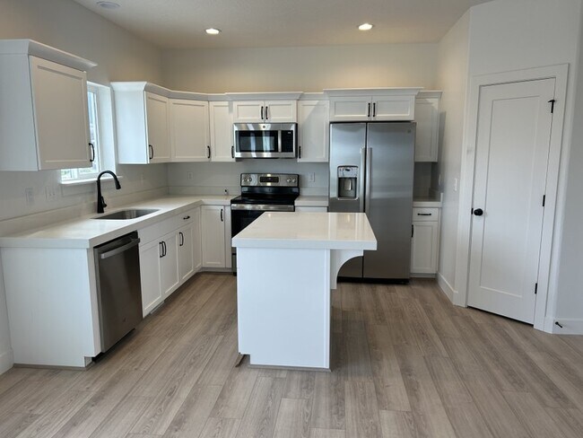 Foto del edificio - 4514 E Silver Moon Dr