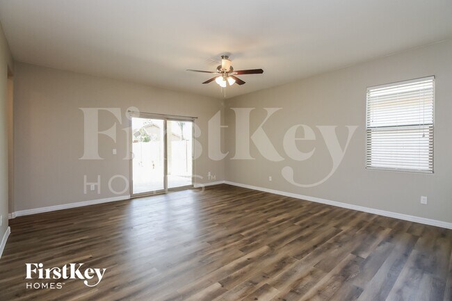 Foto del edificio - 13157 E Tumbleweed Ln