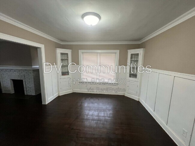 Foto del edificio - 872 Helmsdale Rd