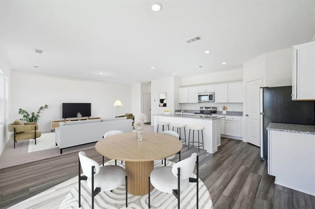 Foto del edificio - 2108 Prairie Ln