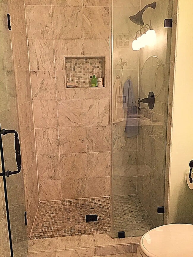 Bathroom - 605 Saxony Dr