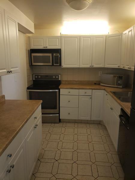 Foto principal - 4364 NW 9th Ave